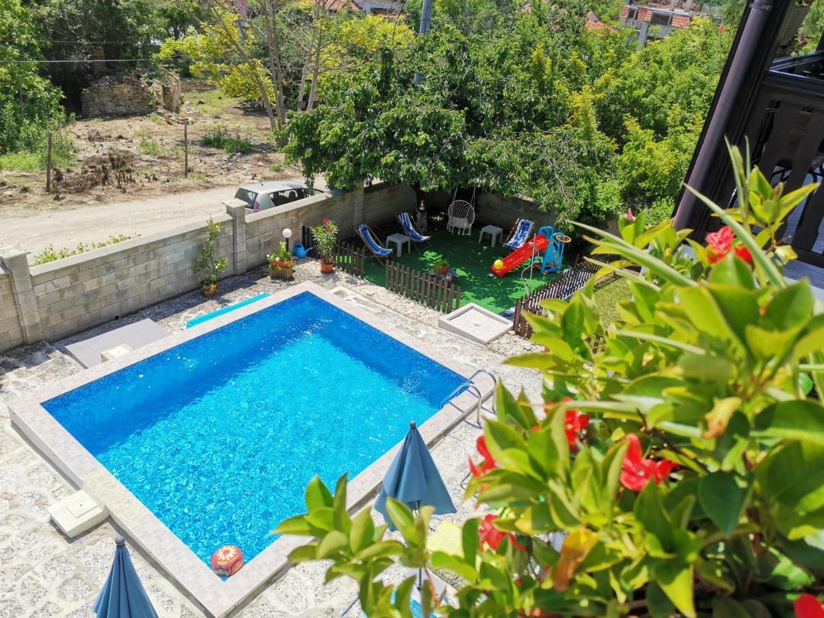 Villa Holly Balchik Eksteriør billede