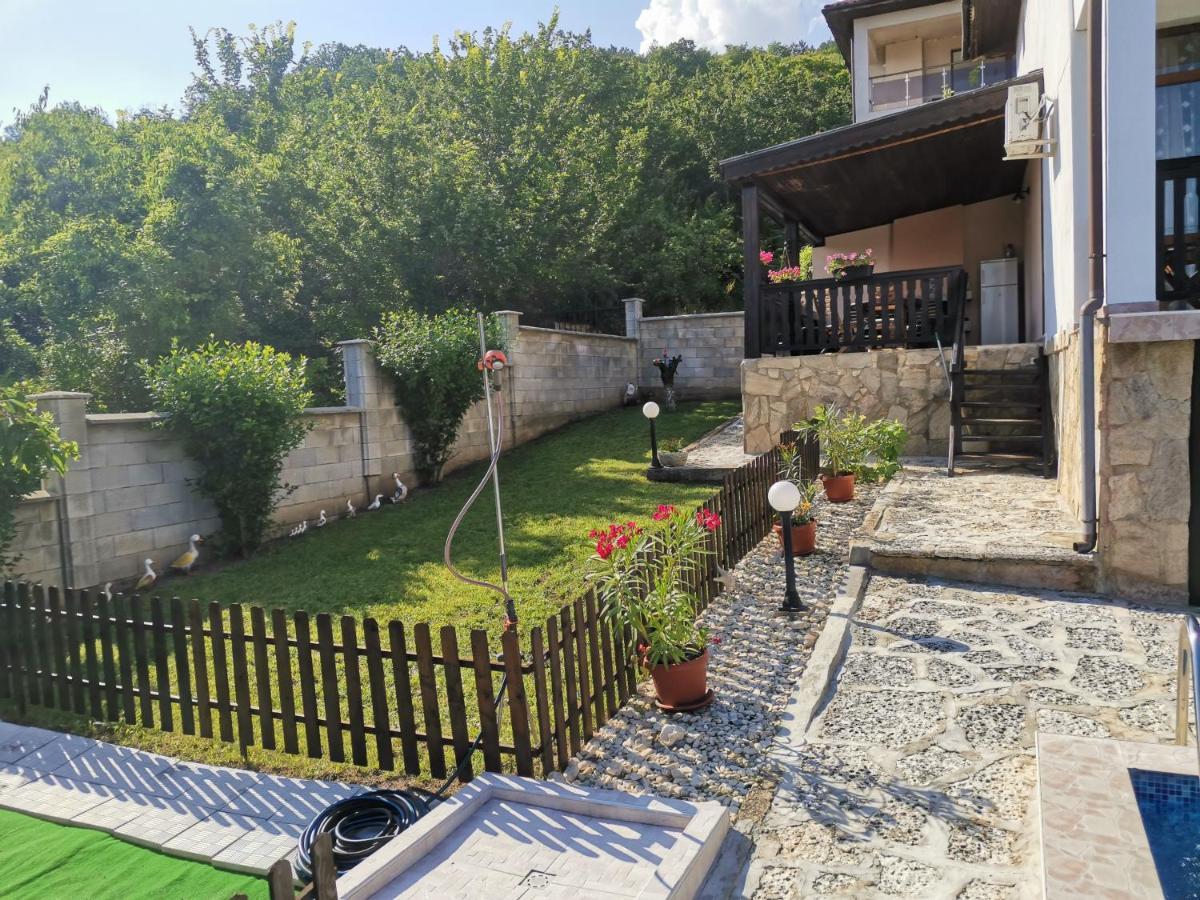 Villa Holly Balchik Eksteriør billede